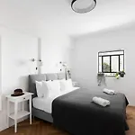 Spacious & Modern 2Bd Apartment 2-Min From Beach With Shelter By Sea N\' Rent